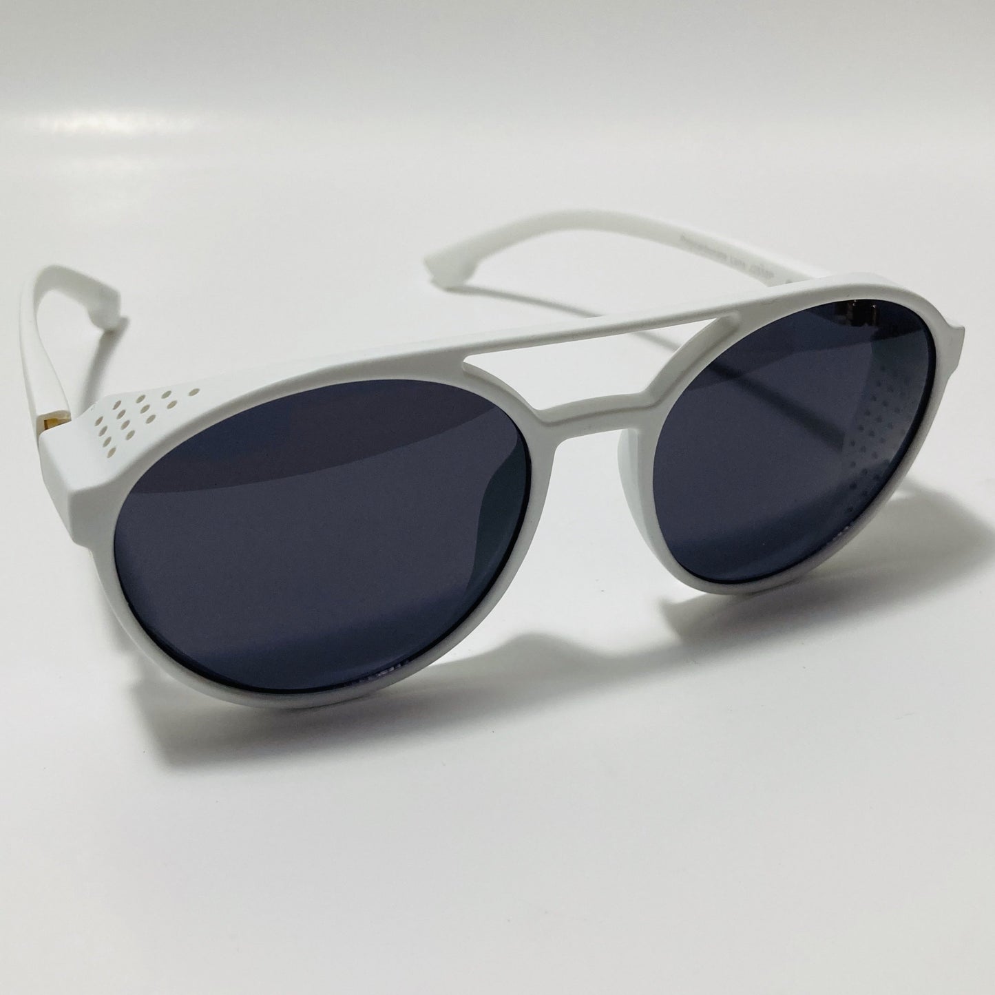 mens and womens black and white round steampunk sunglasses with side shields