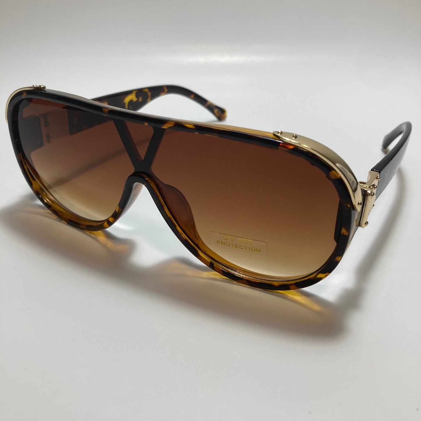 mens and womens brown aviator sunglasses
