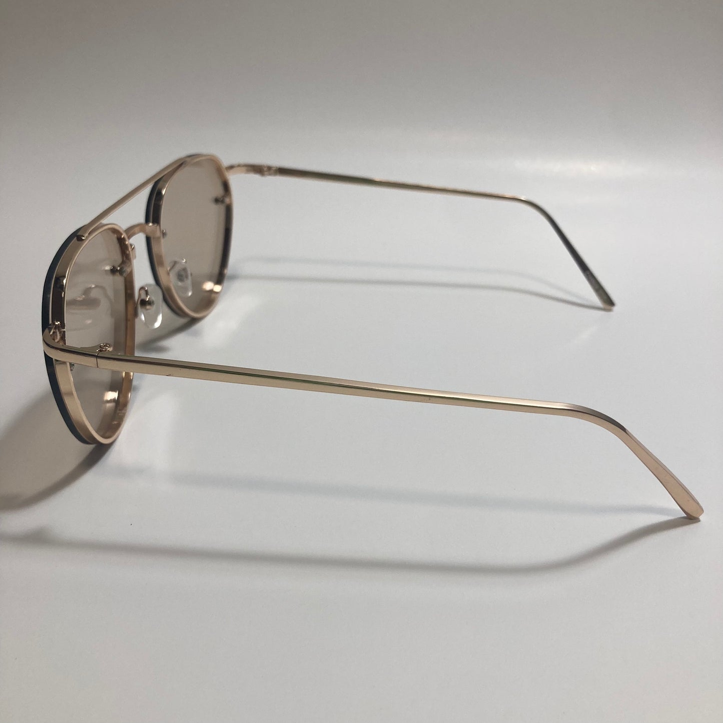 Womens and Mens gold Aviator sunglasses with brown lenses