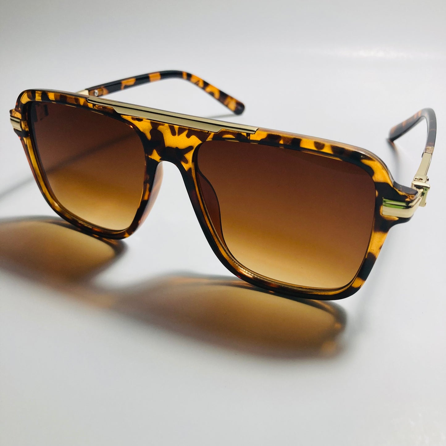 mens and womens brown aviator sunglasses