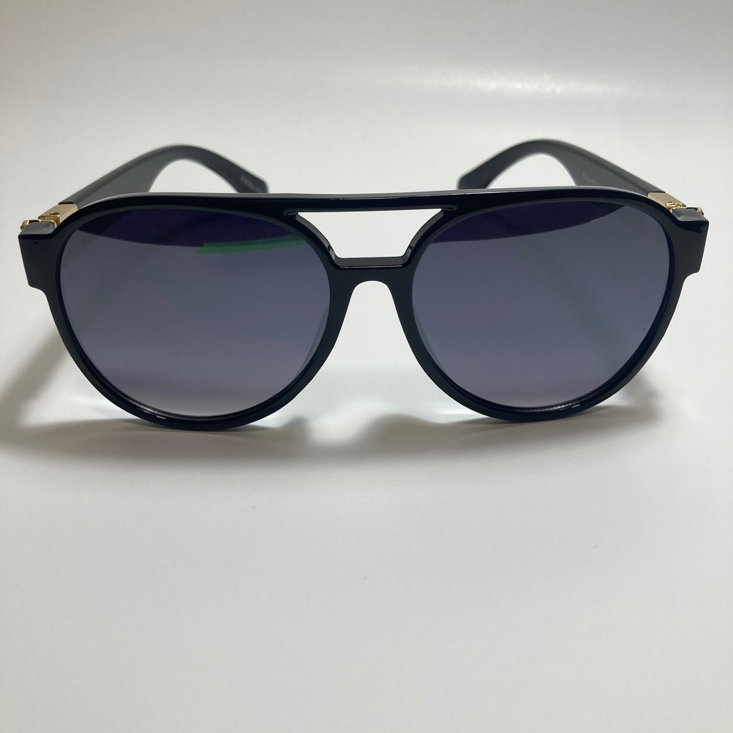 mens and womens black aviator sunglasses