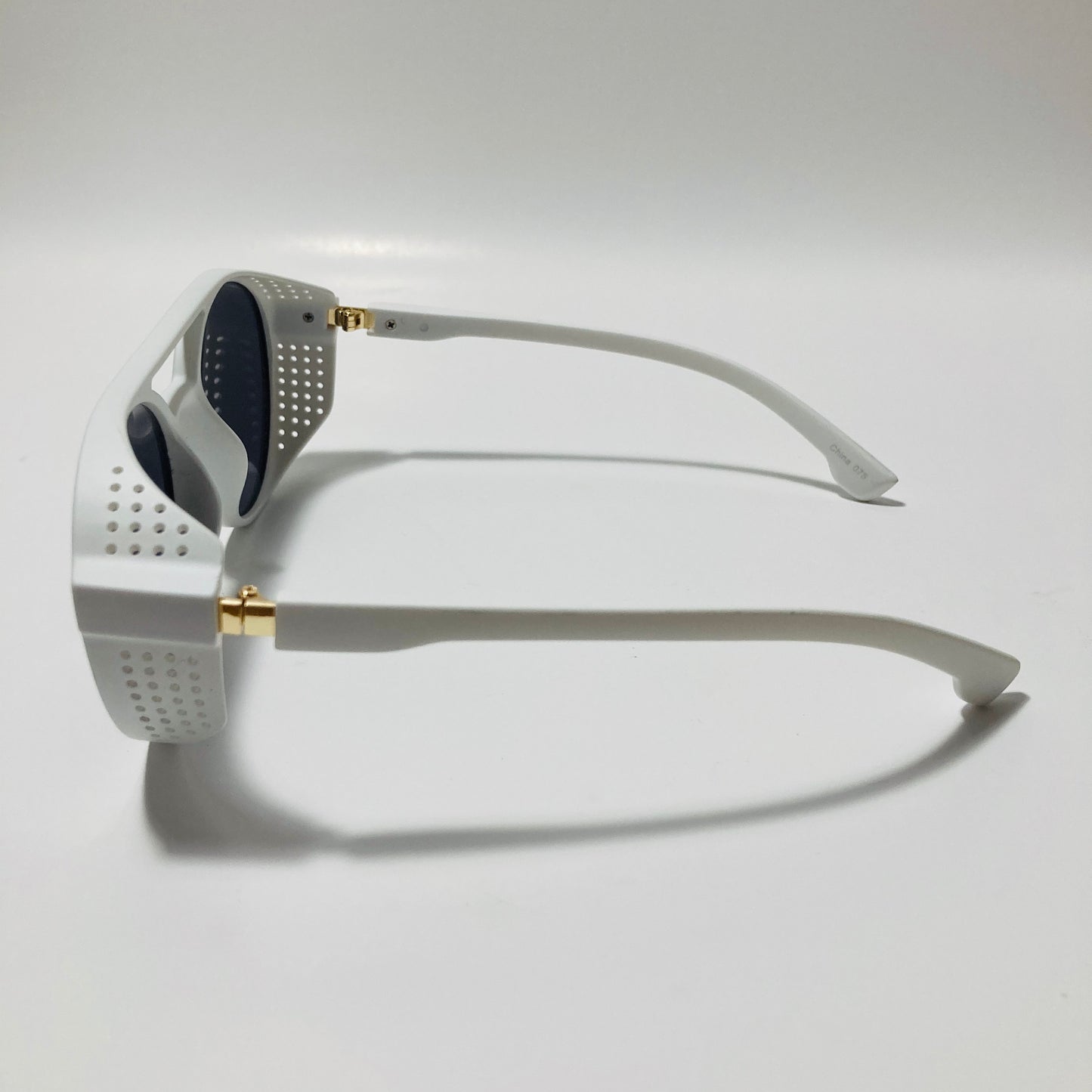 mens and womens black and white round steampunk sunglasses with side shields