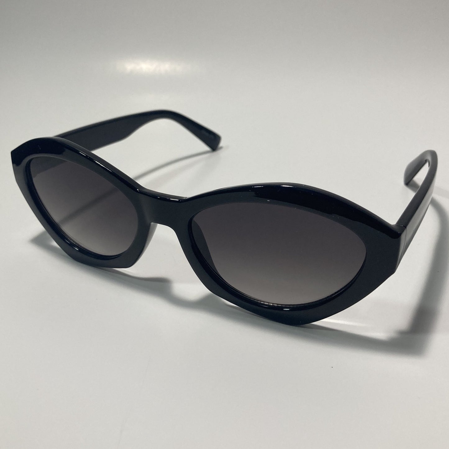 womens black cat eye sunglasses