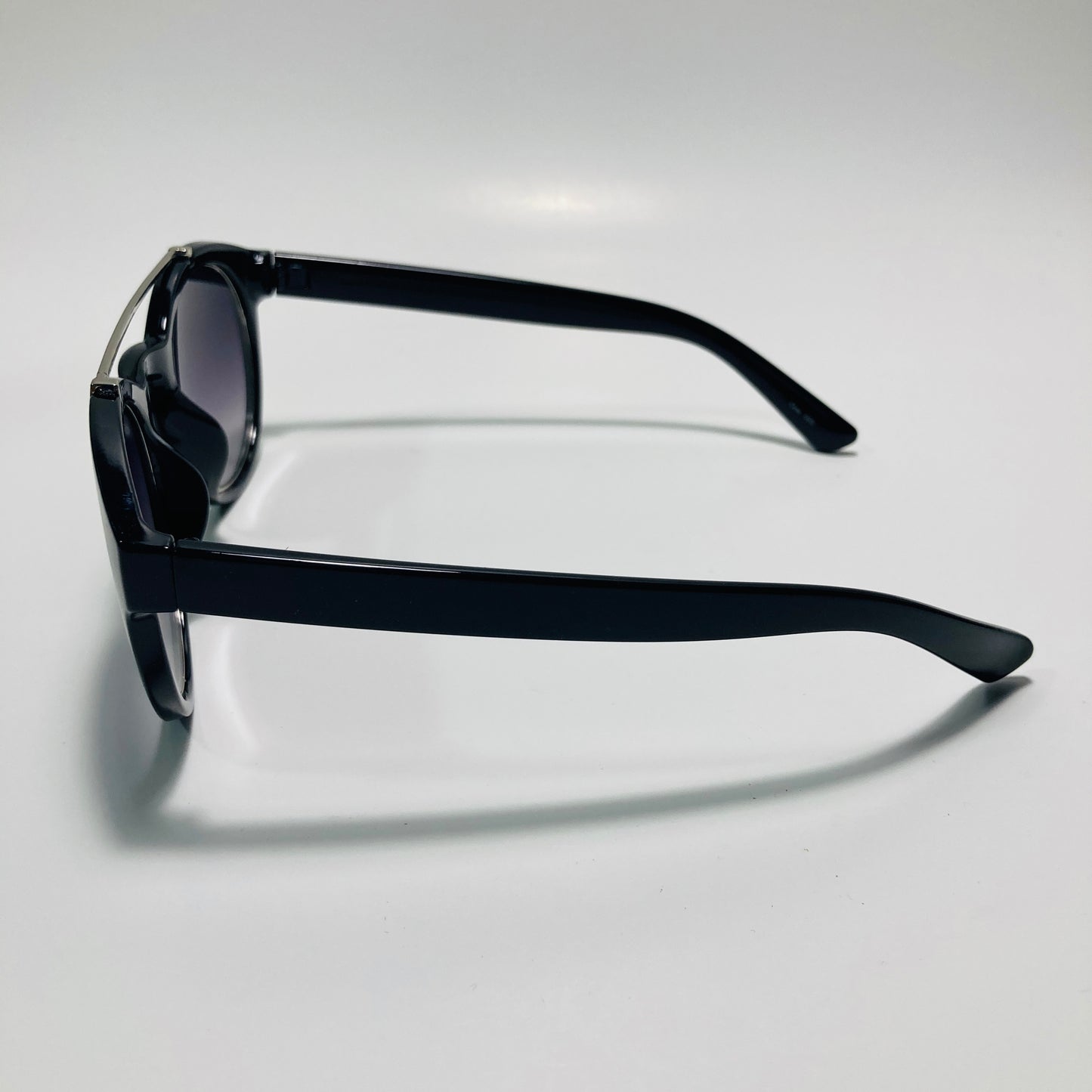 Keywords: Tortoise Sunglasses, Gold Sunglasses, Italian Sunglasses, Chic Sunglasses, Affordable Sunglasses, Cheap Sunglasses, Round Sunglasses, Circular Sunglasses, Circle Sunglasses, Gradient Lens Sunglasses, Ombre Lens Sunglasses, Tiger Sunglasses, White Sunglasses, Silver Sunglasses, New York Sunglasses, NYC Sunglasses, Shade Phreak Sunglasses, Shade Phreak, The Alegrissimo Sunglasses, Italian Design Sunglasses, Shade Phreak Sunglasses Company, Shade Phreak Sunglass Co.