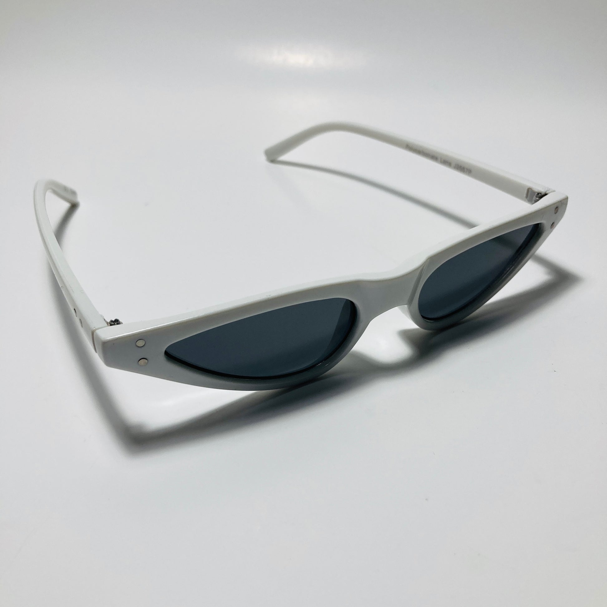 womens white and black skinny cat eye sunglasses