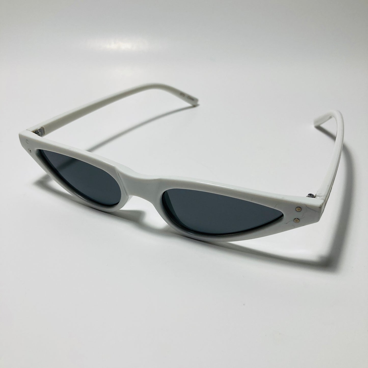 womens white and black skinny cat eye sunglasses