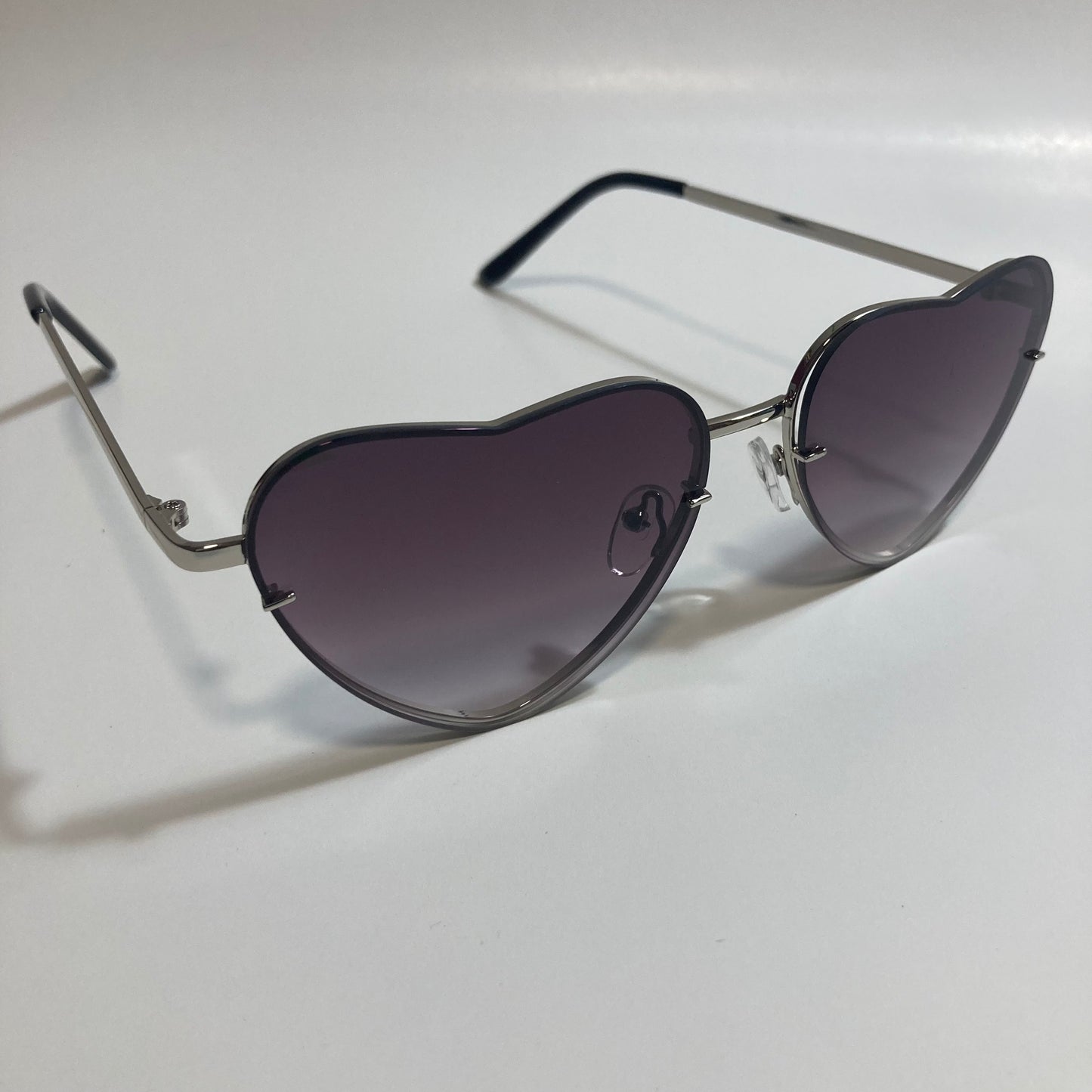black and silver heart shape sunglasses