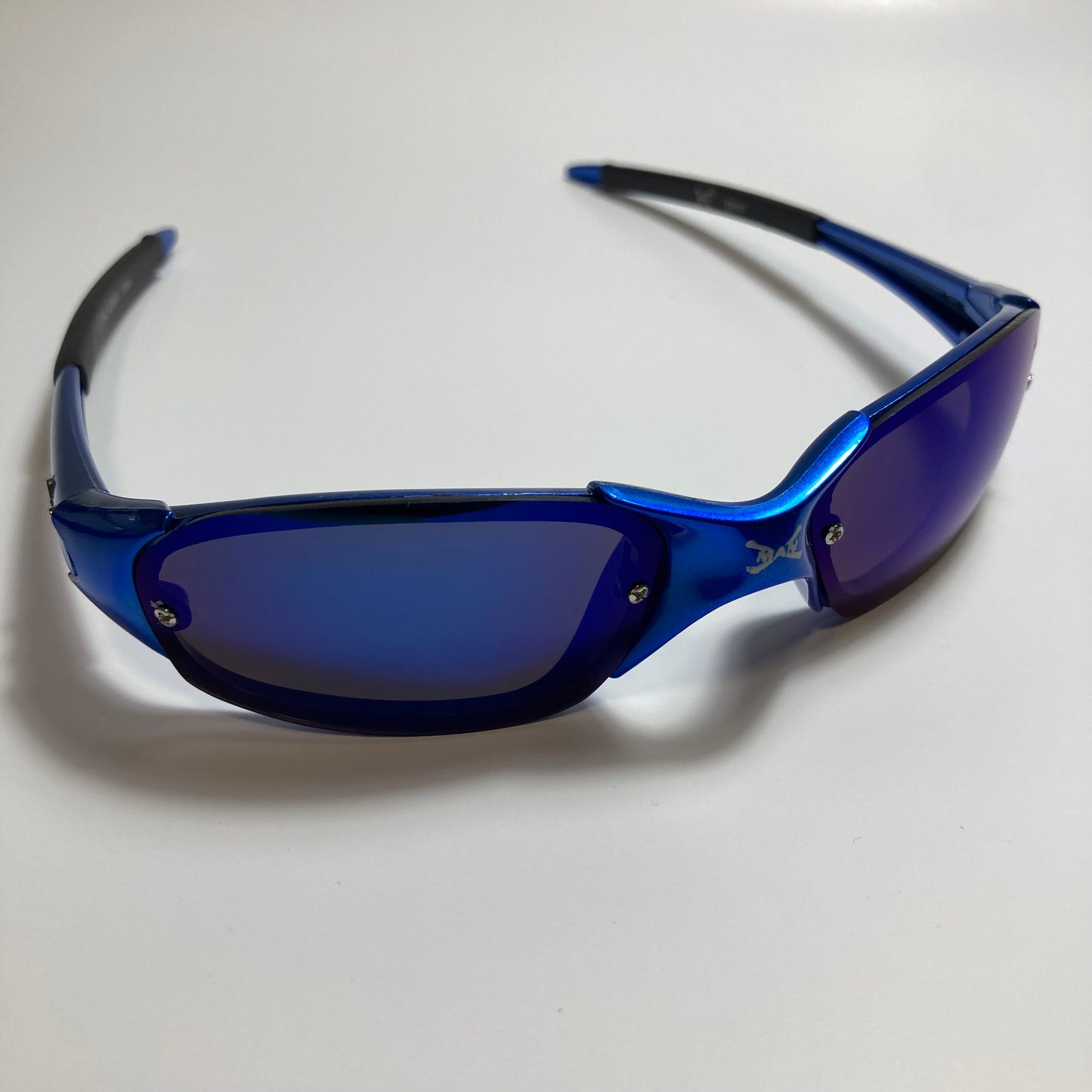 mens and womens blue wrap around sunglasses