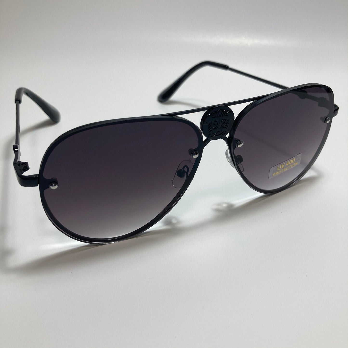 mens and womens black aviator sunglasses