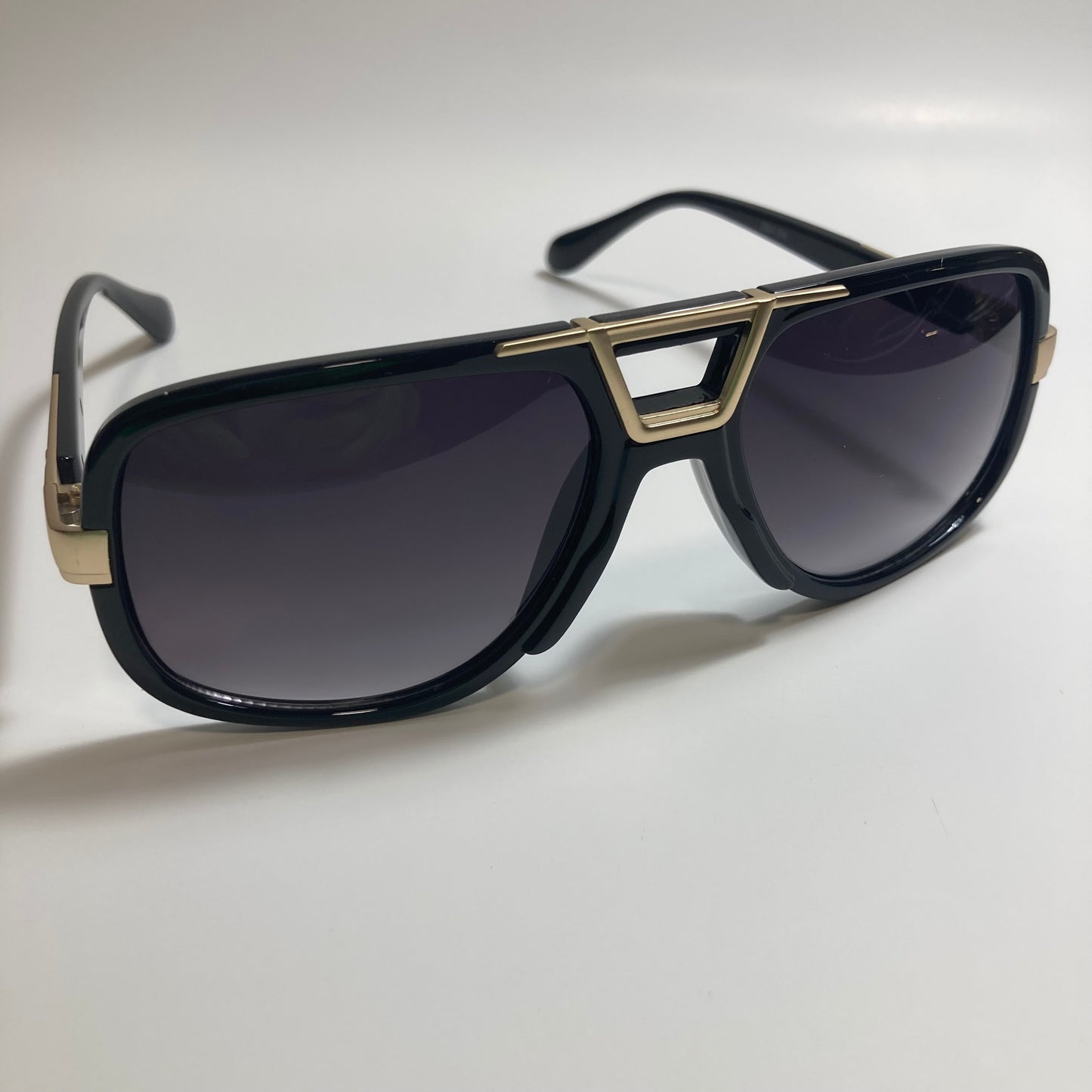 mens and womens black gazelle sunglasses