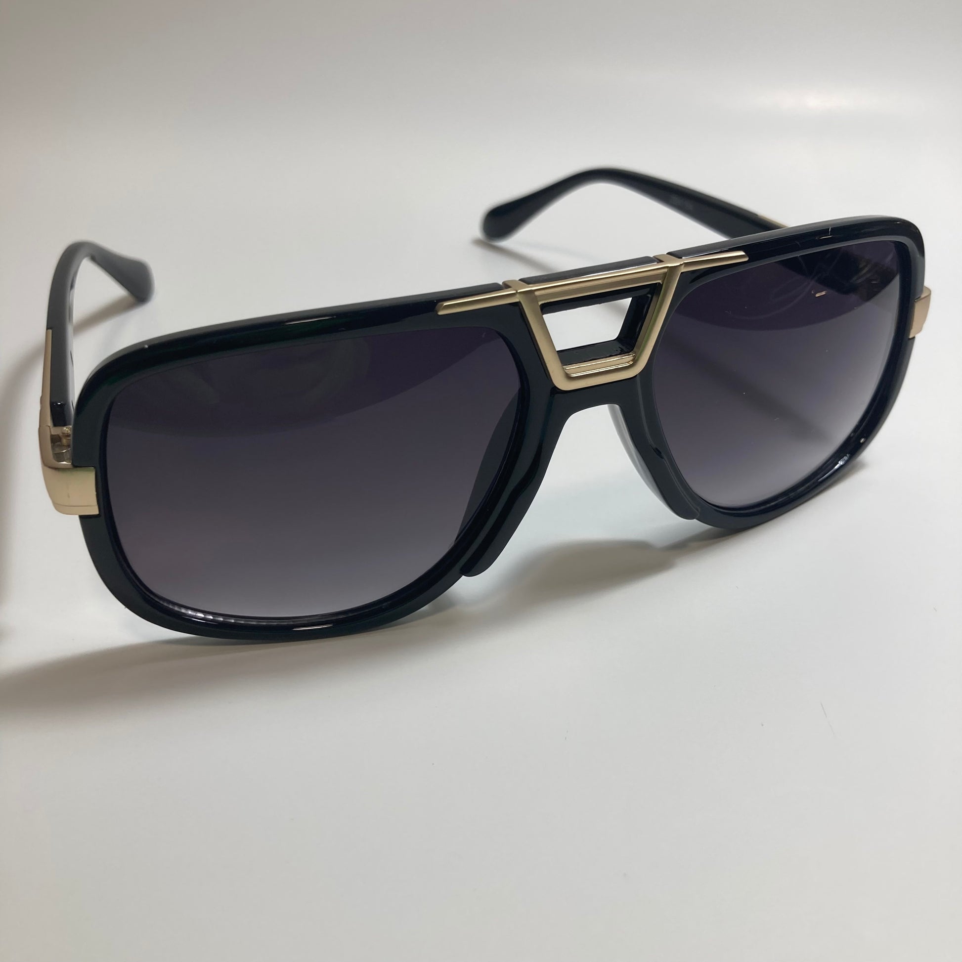 mens and womens black gazelle sunglasses