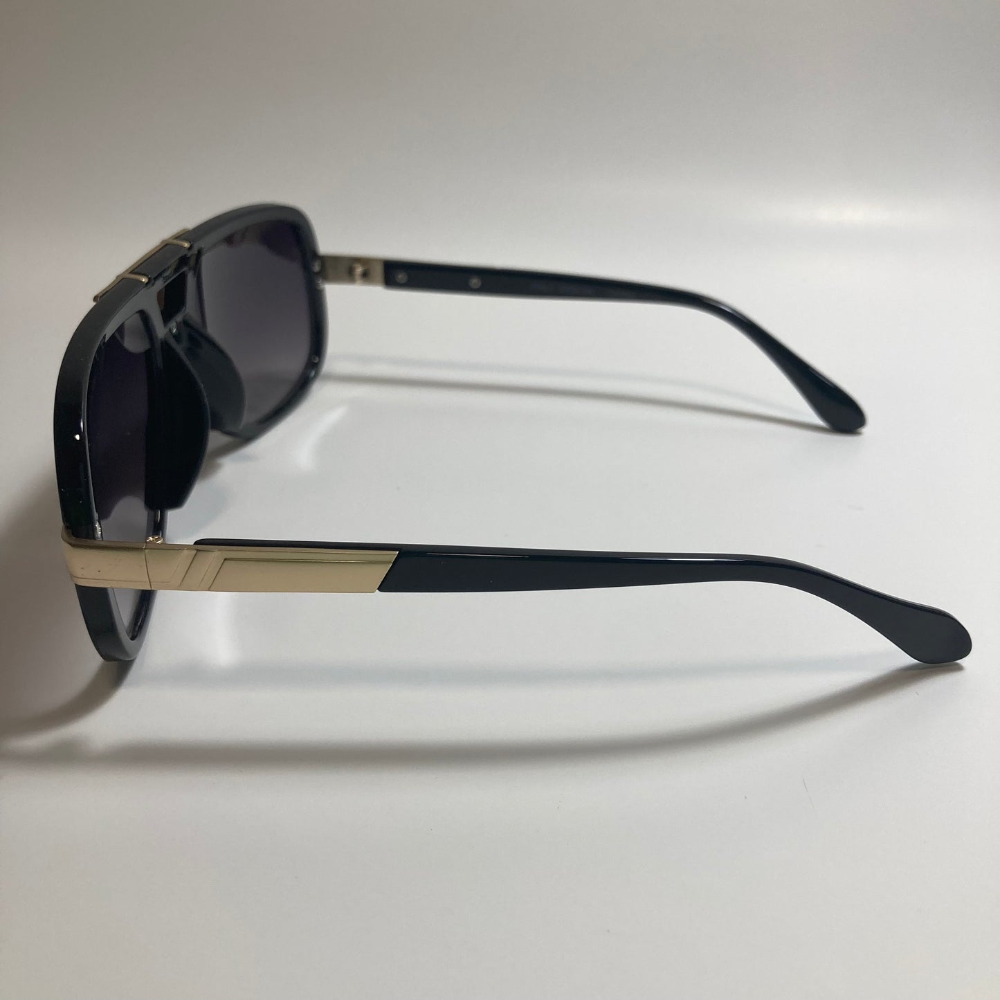mens and womens black gazelle sunglasses