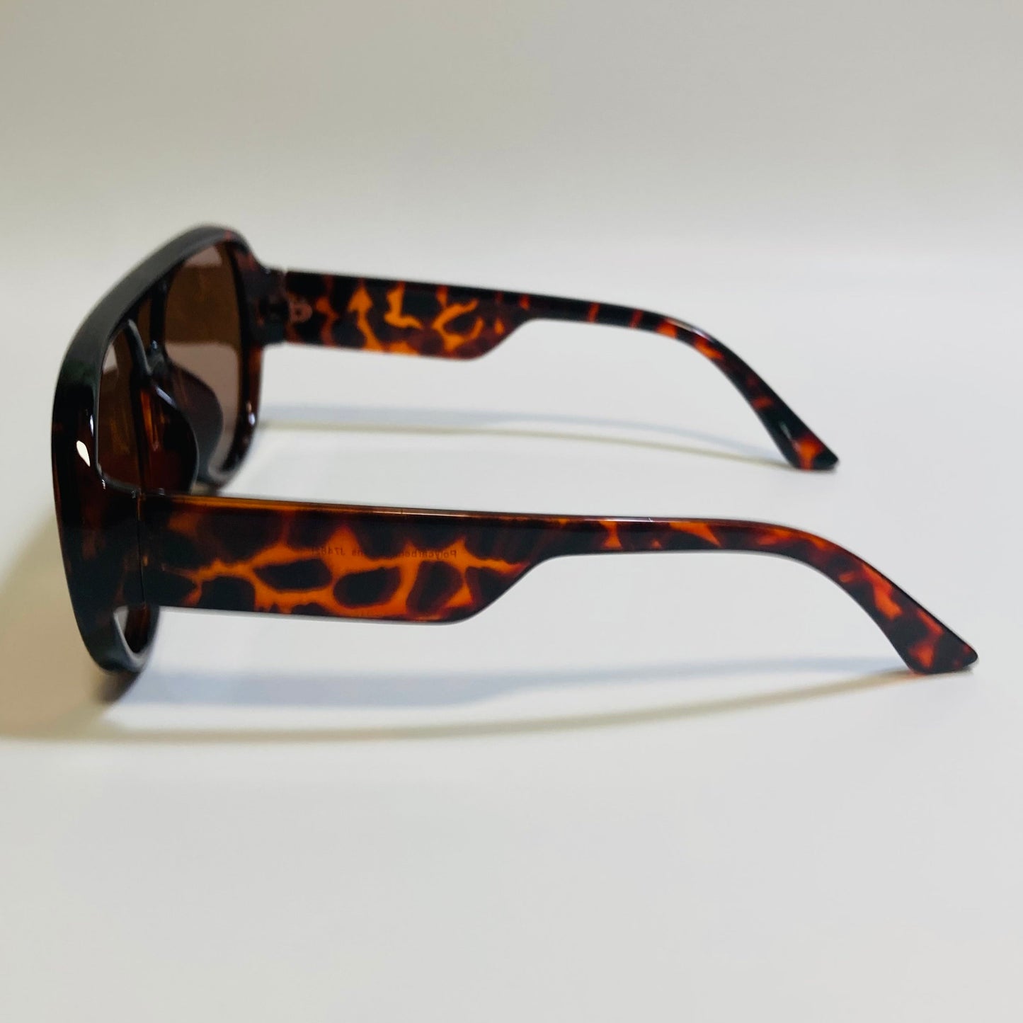 mens and womens brown retro aviator sunglasses 