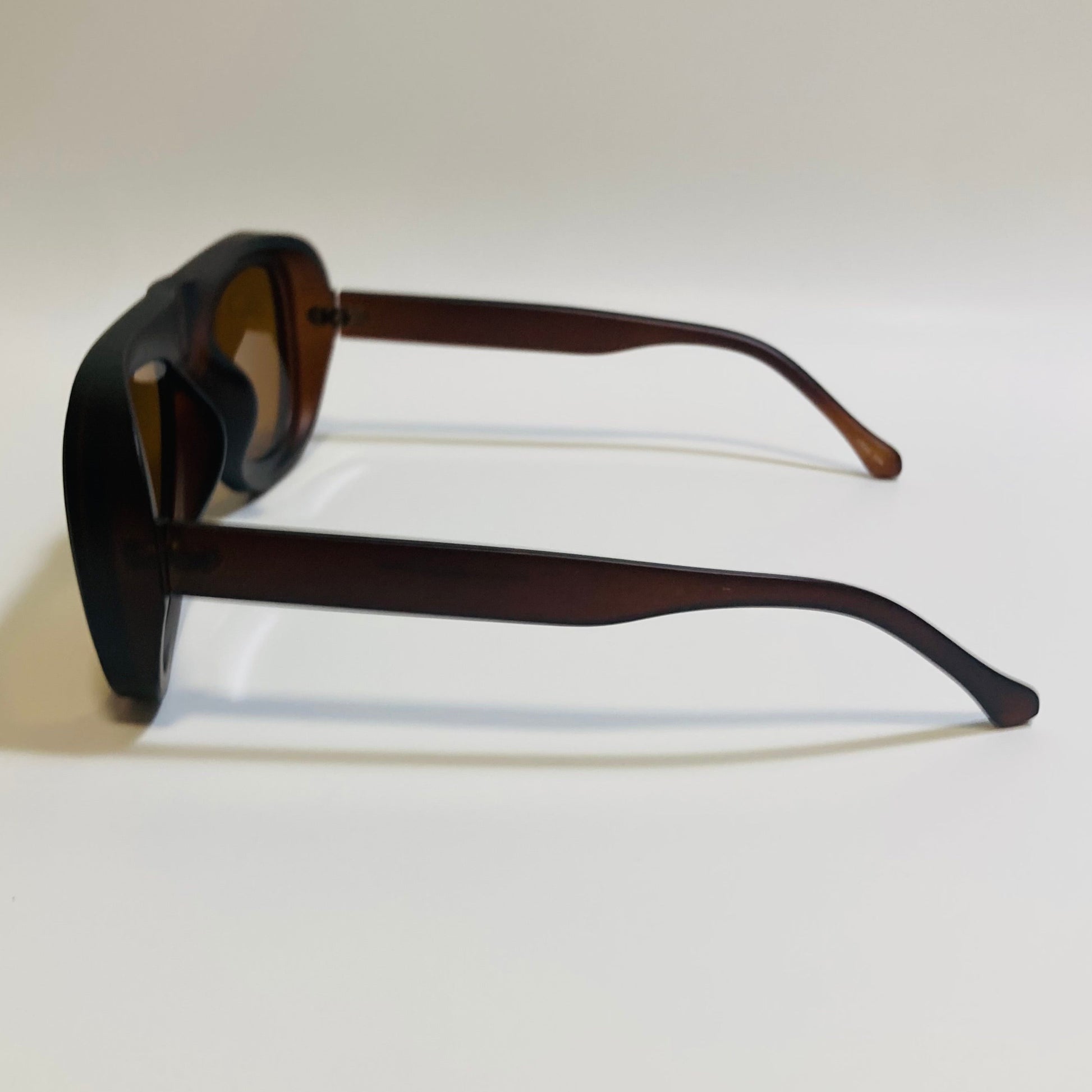 mens and womens unisex brown thick frame retro aviator sunglasses