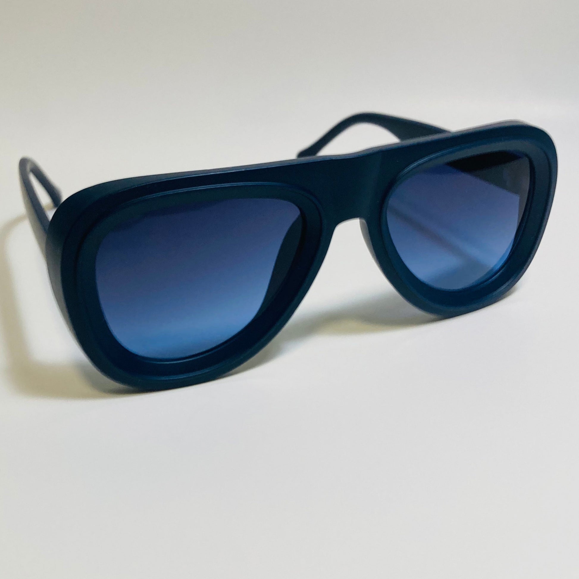 mens and womens unisex blue thick frame retro aviator sunglasses
