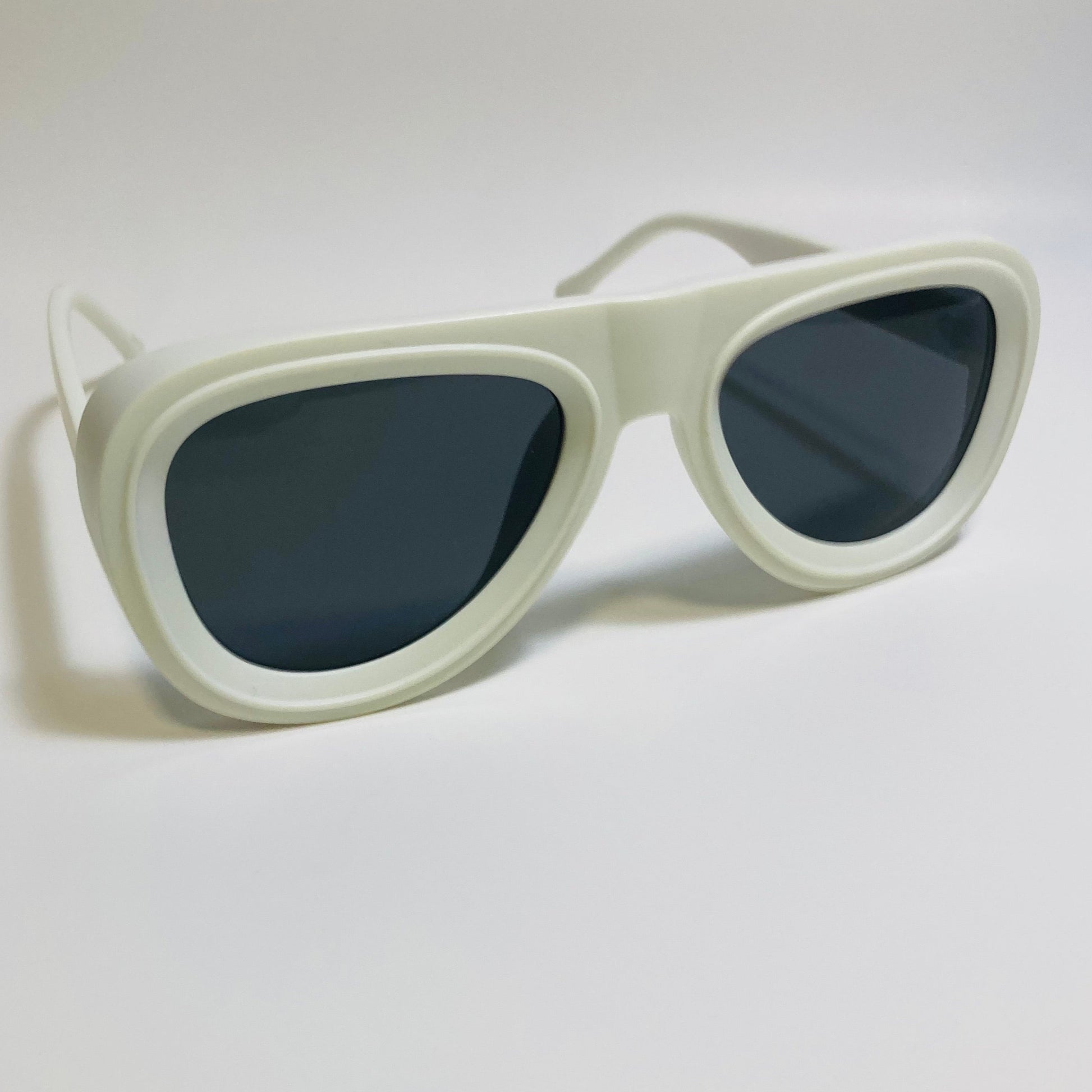 mens and womens unisex white and black thick frame retro aviator sunglasses