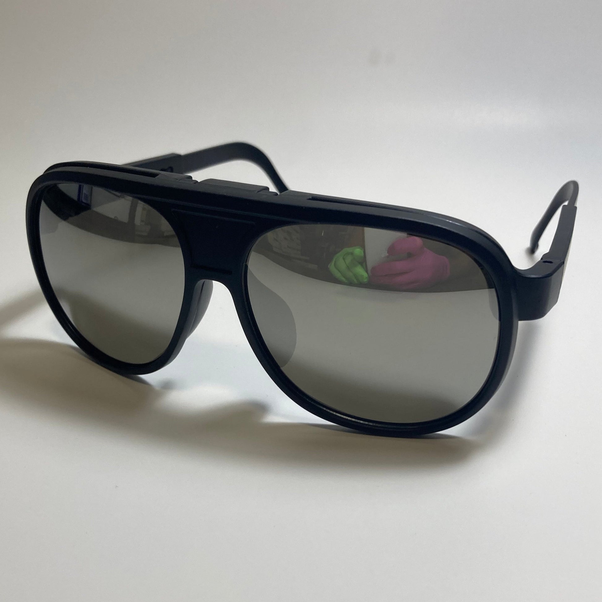 MENS BLACK AND Silver retro flip aviator mirrored sunglasses