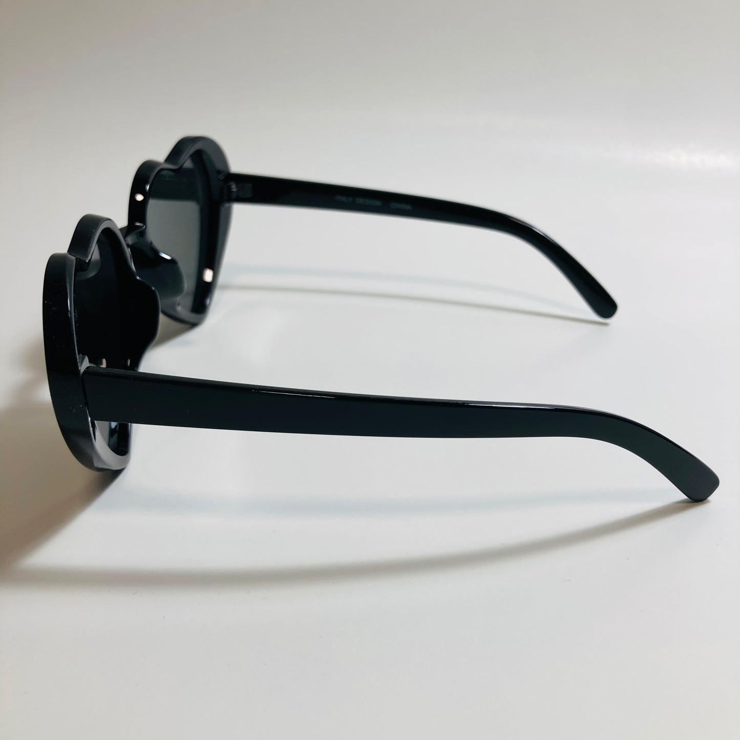 black and green mirrored heart shape sunglasses